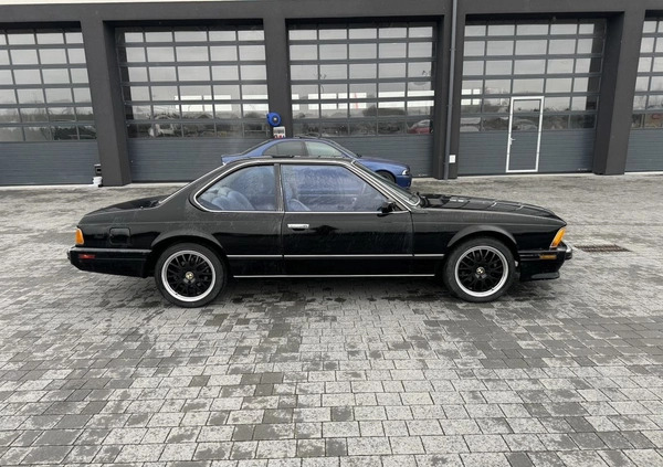 BMW Seria 6 cena 73677 przebieg: 273000, rok produkcji 1988 z Kazimierz Dolny małe 37